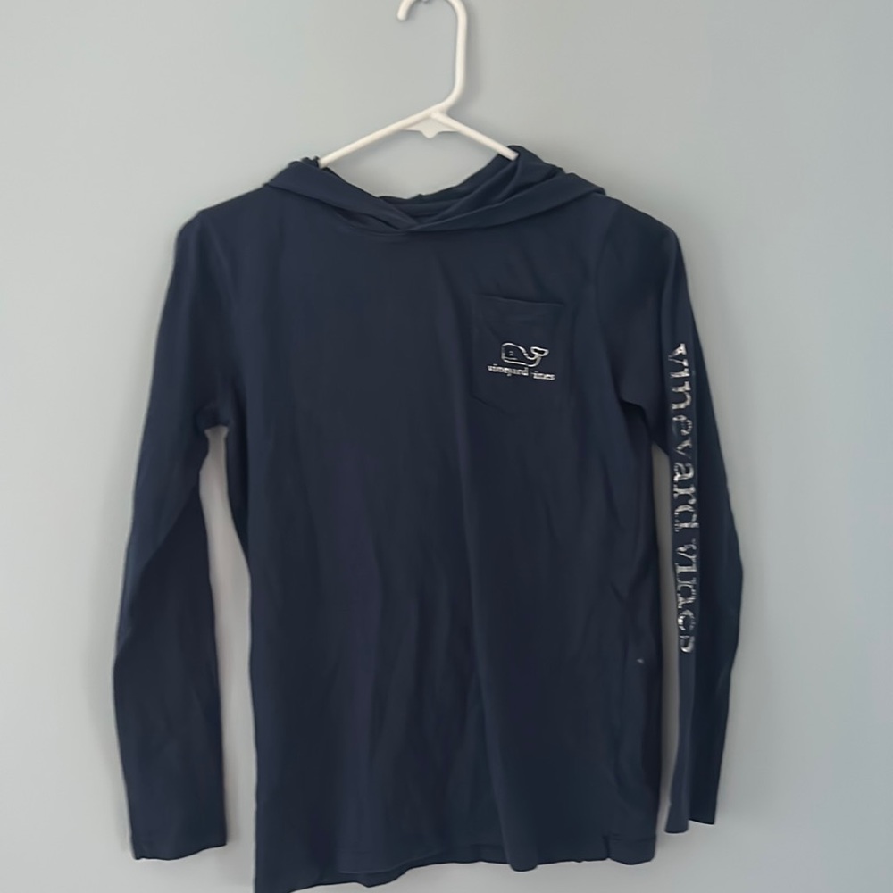 Youth large navy blue Vineyard Vines hoodie